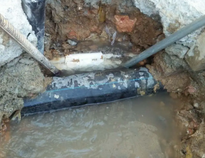 城子河测漏水之水管漏水
